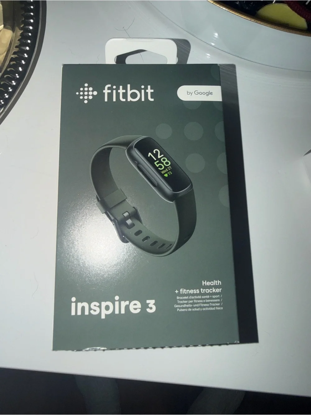 fitbit Inspire 3 Tracker - Black/Green Band